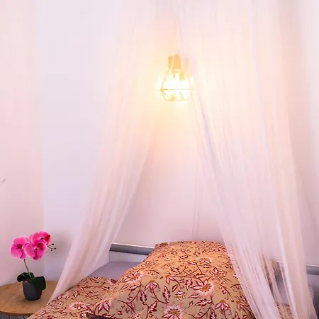 Maison De Village Climatisee Entre Beziers Et Narbonne Jusqu'a 5 Pers *