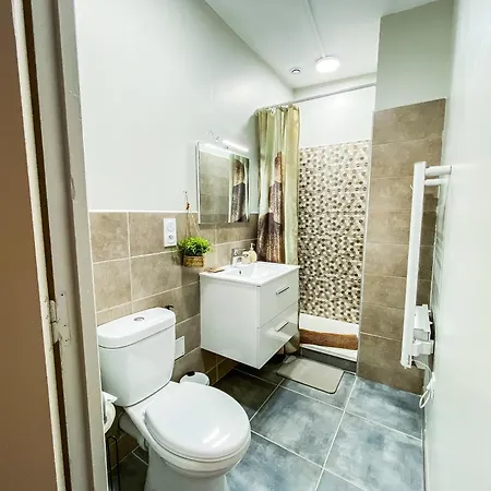Maison De Village Climatisee Entre Beziers Et Narbonne Jusqu'a 5 Pers * Coursan