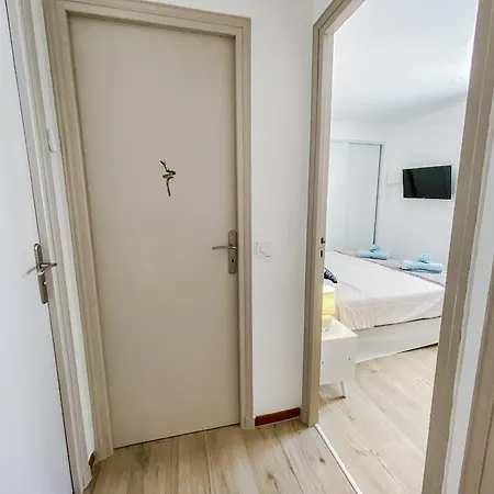 Maison De Village Climatisee Entre Beziers Et Narbonne Jusqu'a 5 Pers Coursan