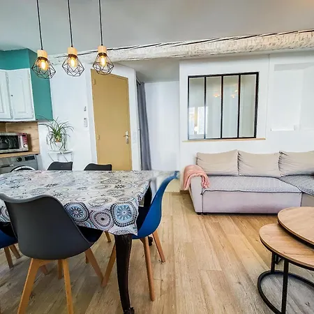 Maison De Village Climatisee Entre Beziers Et Narbonne Jusqu'a 5 Pers Villa