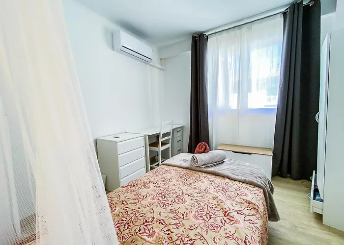 Maison De Village Climatisee Entre Beziers Et Narbonne Jusqu'a 5 Pers