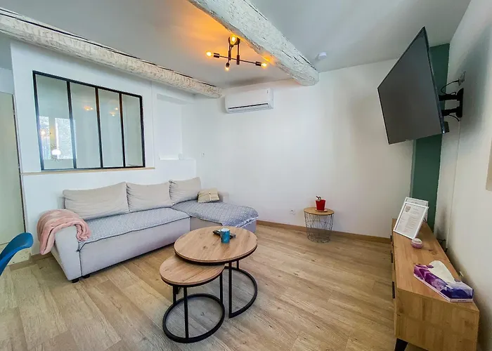 Maison De Village Climatisee Entre Beziers Et Narbonne Jusqu'a 5 Pers * Coursan